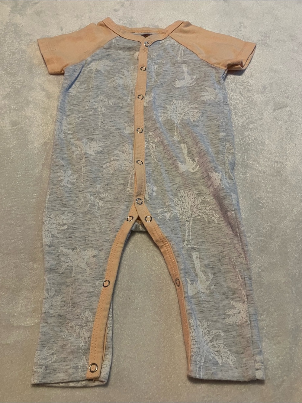 7 For All Mankind Gray Palm-Print Snap Romper with Peach Trim